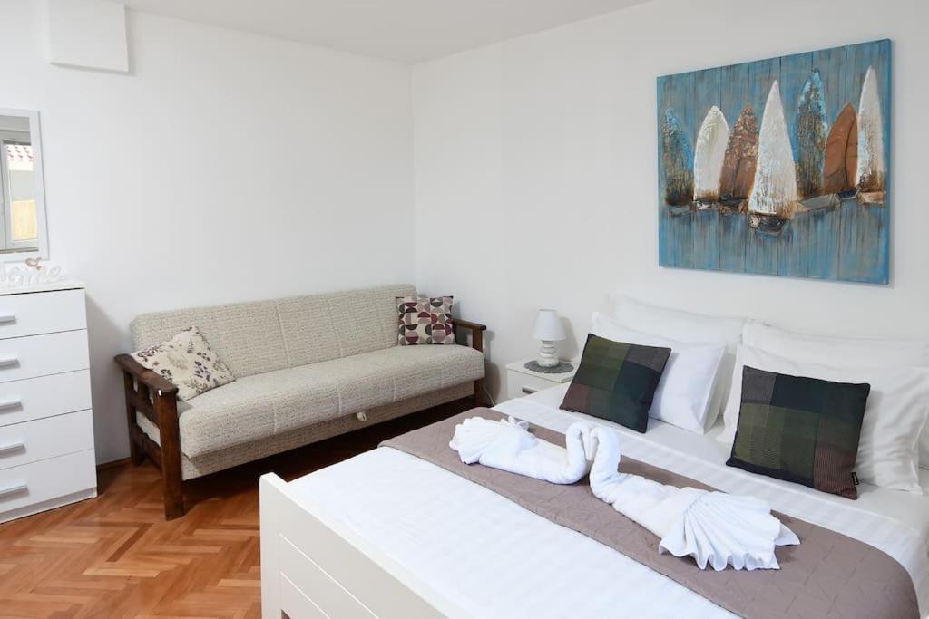 Wave N' Sea Apartment With A Private Pool Dubrovnik Eksteriør bilde