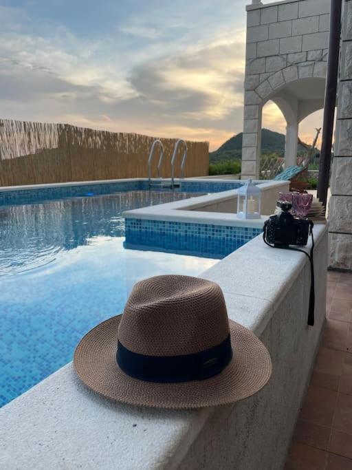 Wave N' Sea Apartment With A Private Pool Dubrovnik Eksteriør bilde