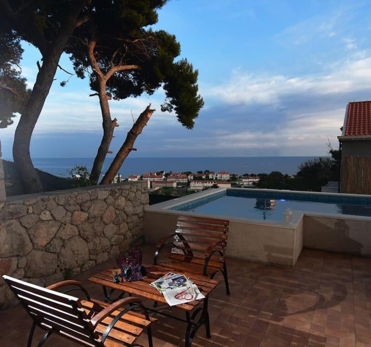 Wave N' Sea Apartment With A Private Pool Dubrovnik Eksteriør bilde