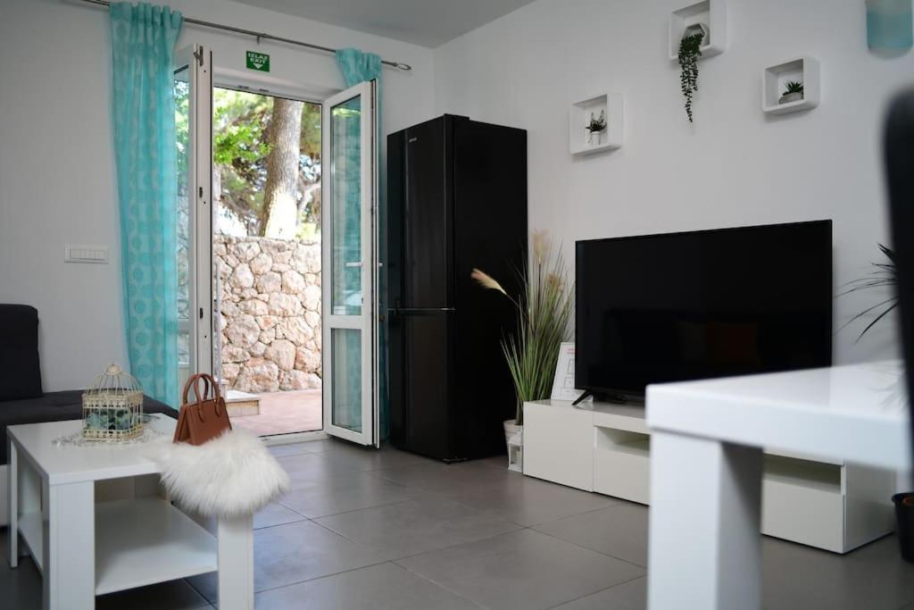 Wave N' Sea Apartment With A Private Pool Dubrovnik Eksteriør bilde