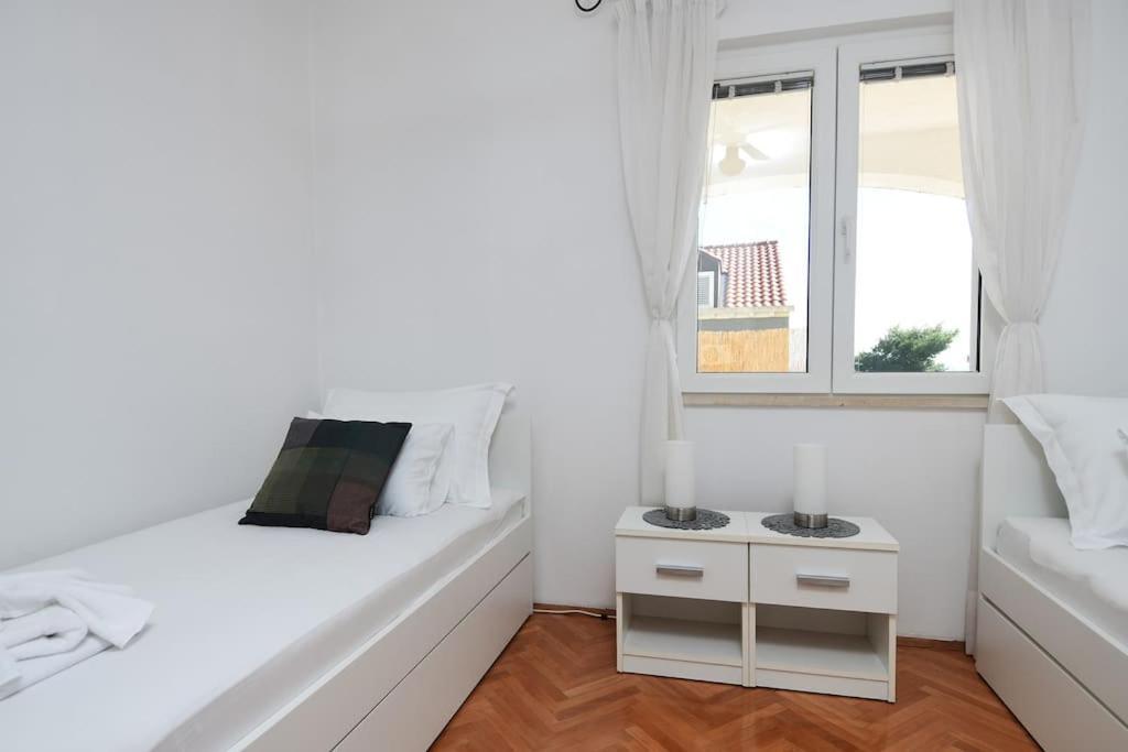 Wave N' Sea Apartment With A Private Pool Dubrovnik Eksteriør bilde