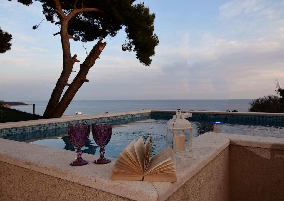 Wave N' Sea Apartment With A Private Pool Dubrovnik Eksteriør bilde