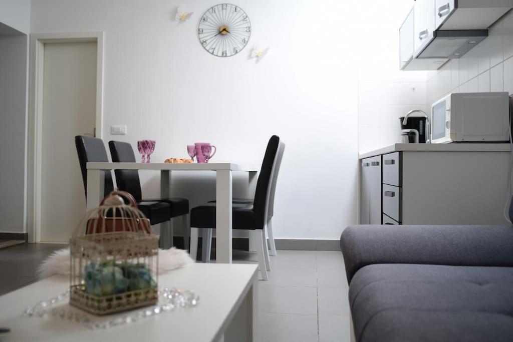 Wave N' Sea Apartment With A Private Pool Dubrovnik Eksteriør bilde