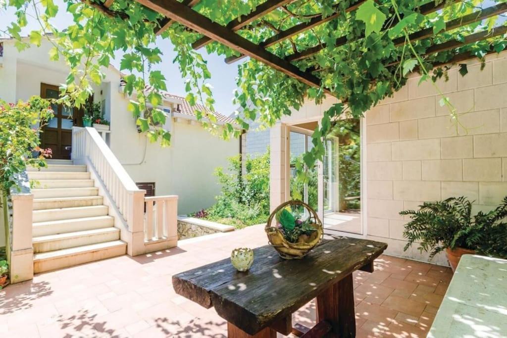 Wave N' Sea Apartment With A Private Pool Dubrovnik Eksteriør bilde
